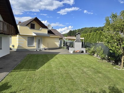 Häuser in 8074 Raaba-Grambach