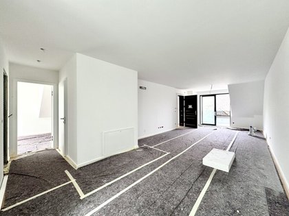 Erstbezug mit hofseitigem Balkon! Vollsanierte Jahrhundertwendeliegenschaft mit Luftwärmepumpe Erstbezug mit hofseitigem Balkon! Vollsanierte Jahrhundertwendeliegenschaft mit Luftwärmepumpe