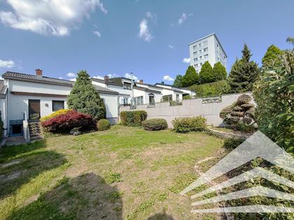 Großzügiges Reihenhaus in Linz - voll unterkellert mit großem Garten! Großzügiges Reihenhaus in Linz - voll unterkellert mit großem Garten!