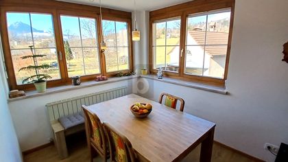CHARMANTE MAISONETTE MIT TRAUMHAFTER AUSSICHT CHARMANTE MAISONETTE MIT TRAUMHAFTER AUSSICHT