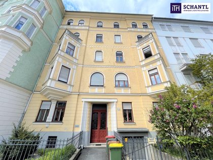 MIT BALKON! Tolle Altbauwohnung mit idyllischem Innenhof-Balkon, 2 Zimmer, mitten in der City! Besser geht´s nicht - diese Lage lässt keine Wünsche offen! MIT BALKON! Tolle Altbauwohnung mit idyllischem Innenhof-Balkon, 2 Zimmer, mitten in der City! Besser geht´s nicht - diese Lage lässt keine Wünsche offen!