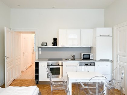 Moderne 3-Zimmer-Wohnung mit zwei separaten Eingängen! Moderne 3-Zimmer-Wohnung mit zwei separaten Eingängen!