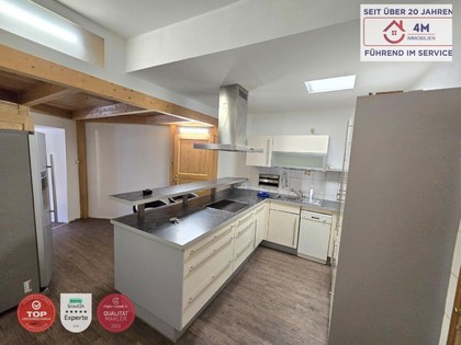 Charmante 4 Zimmer - Wohnung auf 105m² mit separater Küche und eigenem Hof in top Lage 1110 Wien Charmante 4 Zimmer - Wohnung auf 105m² mit separater Küche und eigenem Hof in top Lage 1110 Wien