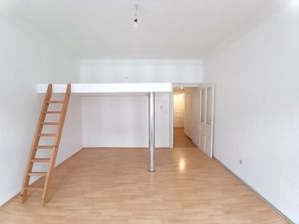 1-Zimmer Wohnung mit Hochbett! Nähe Hauptbahnhof und Schloss Belvedere! 3. Stock mit Lift! 1-Zimmer Wohnung mit Hochbett! Nähe Hauptbahnhof und Schloss Belvedere! 3. Stock mit Lift!