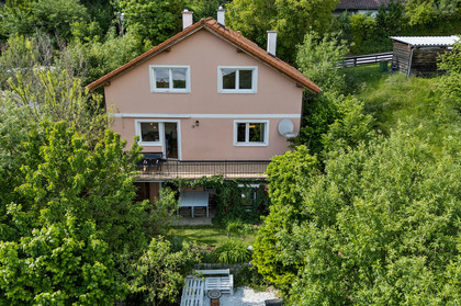 Einfamilienhaus in absoluter Grünruhelage - genießen Sie einen neuen Alltag! Einfamilienhaus in absoluter Grünruhelage - genießen Sie einen neuen Alltag!