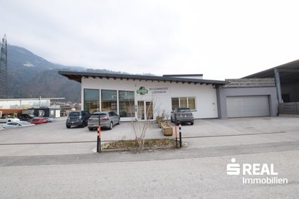 Perfektes Gewerbeobjekt mit 430 m² Fläche und einer großzügigen Wohnung (288 m²)  und zahlreichen Annehmlichkeiten in Buch, Tirol!