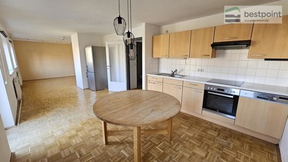 ***Elegante DG-Maisonette ** 2 Innenhofbalkone ** Trendviertel Graz-Lend ** moderne Citywohnung ** für Paare & Studenten & Anleger *** ***Elegante DG-Maisonette ** 2 Innenhofbalkone ** Trendviertel Graz-Lend ** moderne Citywohnung ** für Paare & Studenten & Anleger ***
