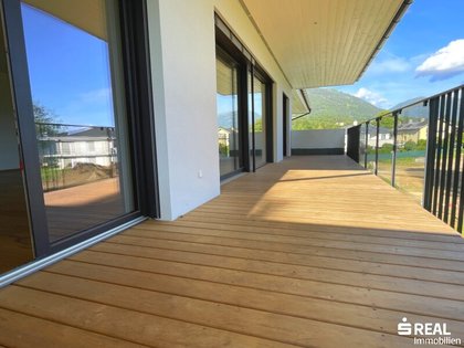 Moderne Architektur nur wenige 100 m Meter vom Millstätter See entfernt - Penthousewohnung zwischen Berg und See Nähe Golfplatz! Moderne Architektur nur wenige 100 m Meter vom Millstätter See entfernt - Penthousewohnung zwischen Berg und See Nähe Golfplatz!