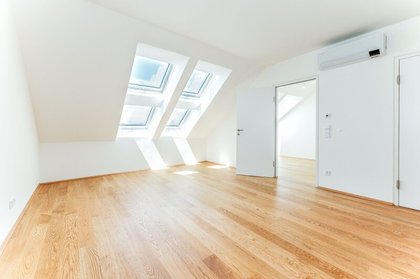 3-Zimmer-Maisonette mit Dachterrasse nahe Rochusmarkt zu vermieten! 3-Zimmer-Maisonette mit Dachterrasse nahe Rochusmarkt zu vermieten!