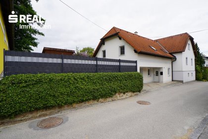 Modernisiertes Traumhaus mit schönem Garten Modernisiertes Traumhaus mit schönem Garten