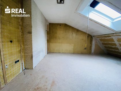 Kleine Wohnung im Dachgeschoss Kleine Wohnung im Dachgeschoss