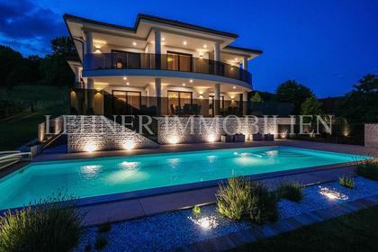 * GEDERSBERG * MEDITERRANE TOSKANA-VILLA MIT GROSSZÜGIGEM RAUMANGEBOT UND HOCHWERTIGER AUSSTATTUNG * * GEDERSBERG * MEDITERRANE TOSKANA-VILLA MIT GROSSZÜGIGEM RAUMANGEBOT UND HOCHWERTIGER AUSSTATTUNG *