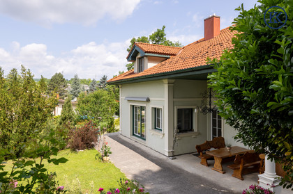 Häuser in 2123 Hautzendorf