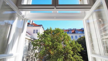 RESIDIEREN AM HEUMARKT : Unbefristeter Wohngenuss in Hofruhelage RESIDIEREN AM HEUMARKT : Unbefristeter Wohngenuss in Hofruhelage