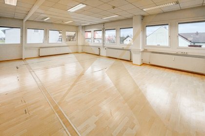 Hallen / Lager / Produktion in 4050 Traun