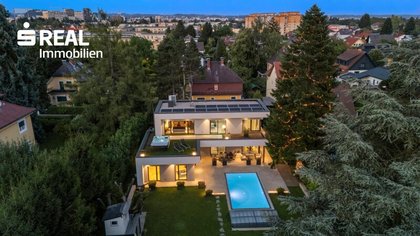Luxuriöse Designer-Villa zum Soforteinzug Luxuriöse Designer-Villa zum Soforteinzug