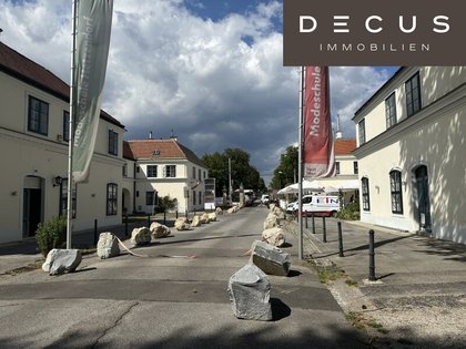 + + + Erdgeschossfläche unsaniert + + + SCHLOSS HETZENDORF + + + + + + Erdgeschossfläche unsaniert + + + SCHLOSS HETZENDORF + + +