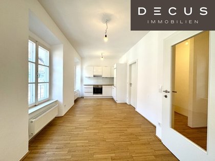 | CHARMANTE 2 ZIMMER-WOHNUNG | inkl. SCHRANKRAUM | ca. 52m² | 3. OG. | HELL & GEMÜTLICH | TOP LAGE | INNENSTADT | NÄHE HAUPTPLATZ | CHARMANTE 2 ZIMMER-WOHNUNG | inkl. SCHRANKRAUM | ca. 52m² | 3. OG. | HELL & GEMÜTLICH | TOP LAGE | INNENSTADT | NÄHE HAUPTPLATZ