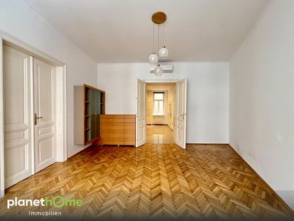 2-Zimmer-Wohnung/moderner Altbau/Klimaanlage/Einbauküche 2-Zimmer-Wohnung/moderner Altbau/Klimaanlage/Einbauküche