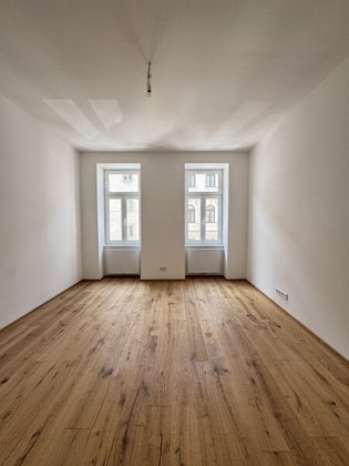 Charmanter Altbau-Erstbezug in Ruhelage ? 3-Zimmer-Wohnung nahe U-Bahn Charmanter Altbau-Erstbezug in Ruhelage ? 3-Zimmer-Wohnung nahe U-Bahn