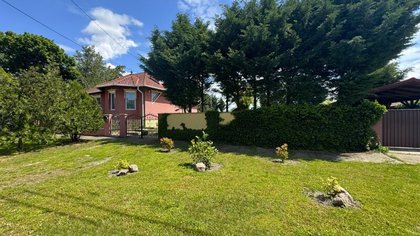 SOMMERAKTION in Ungarn bei der Österreichischen Grenze! Urlaubsfeeling im Alltag! Wunderschöner, uneinsehbarer, großzügiger Garten | mit Pool | mit Terrasse, 2 Carports und Brunnen! | niedrige Betriebskosten | perfekte Raumaufteilung |