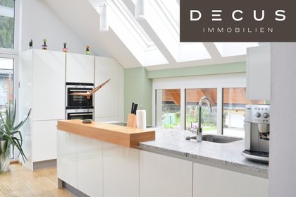 | TRAUMHAFTES MEHRFAMILIENHAUS IN LIGIST | ca. 274 m² WOHNFLÄCHE | MIT GARTEN | 2 TERRASSEN | MODERNE & HOCHWERTIGE AUSSTATTUNG | LICHTDURCHFLUTET | IDYLLISCHE LAGE