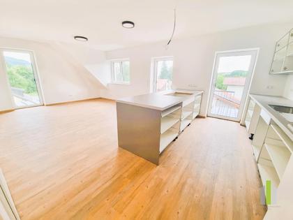 Erstbezug über den Dächern ? 2-Zimmer-Dachgeschosswohnung mit zwei Balkonen & Stil Erstbezug über den Dächern ? 2-Zimmer-Dachgeschosswohnung mit zwei Balkonen & Stil