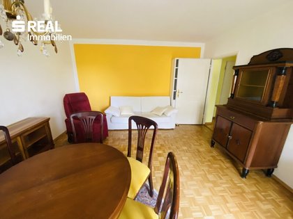 2-Zimmer-Wohnung mit Loggia 2-Zimmer-Wohnung mit Loggia