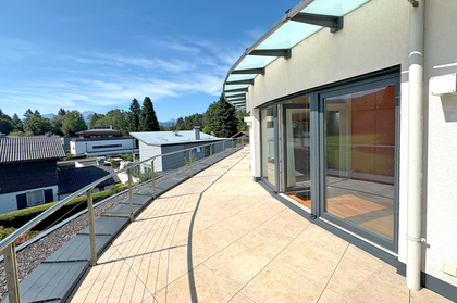 Panoramablick inklusive! Penthousewohnung in Bestlage Aigen