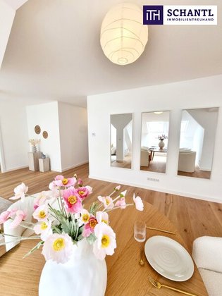 Stark reduziert - Stylischer Wohntraum im Dachgeschoss! Frisch saniert + Ruhelage + Traumhaftes Altbauhaus + Hofseitige Terrasse + U-Bahn ums Eck + Beste Infrastruktur und Anbindung!