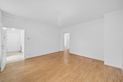 3-Zimmer-Gartenwohnung in saniertem Altbau! 3-Zimmer-Gartenwohnung in saniertem Altbau!