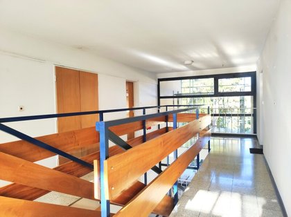 EDELROHBAU - Sanierungsbedürftige 3-Zimmer Wohnung mit Loggia EDELROHBAU - Sanierungsbedürftige 3-Zimmer Wohnung mit Loggia