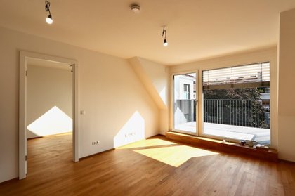 Klimatisiertes Dachgeschoß mit Süd-/West-Terrasse! Hofseitiger 2-Zimmer-Neubau beim Schubertpark Klimatisiertes Dachgeschoß mit Süd-/West-Terrasse! Hofseitiger 2-Zimmer-Neubau beim Schubertpark