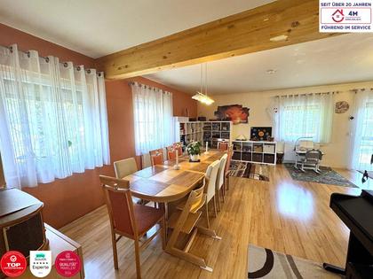 Familienparadies mit Garten, Pool und viel Platz Familienparadies mit Garten, Pool und viel Platz