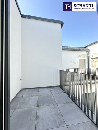 WOW - Ein wahrer DOM mit drei Zimmer, süßer Terrasse und bester Lage!