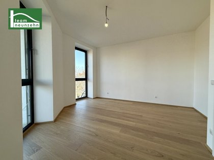 Jetzt einziehen: Frisch sanierte Wohnung mit moderner Ausstattung und Freifläche. - WOHNTRAUM