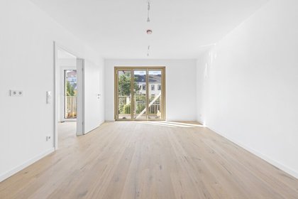ERSTBEZUG - ENTZÜCKENDE 2-ZIMMER-WOHNUNG MIT SÜD-WEST BALKON ERSTBEZUG - ENTZÜCKENDE 2-ZIMMER-WOHNUNG MIT SÜD-WEST BALKON