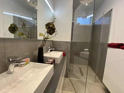Singlehit 2,5 Zimmer Wohnung mit Kamin Singlehit 2,5 Zimmer Wohnung mit Kamin