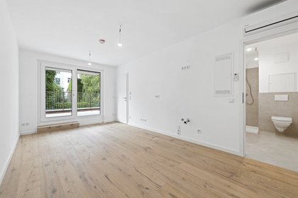 2-ZIMMER-WOHNUNG UND DER EIGENE DACHGARTEN 2-ZIMMER-WOHNUNG UND DER EIGENE DACHGARTEN