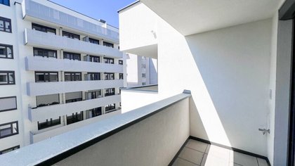 ENTZÜCKENDE 2-ZIMMER-WOHNUNG MIT LOGGIA