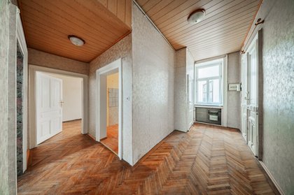 Altbauwohnung Nähe Prater und Donaukanal Altbauwohnung Nähe Prater und Donaukanal