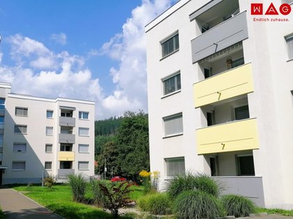 Freundliche Familienwohnung mit Loggia in schöner Lage! Freundliche Familienwohnung mit Loggia in schöner Lage!