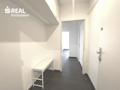3-Zimmer-Wohnung + 8 m² Balkon