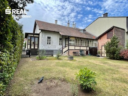 charmantes Jugendstil-Haus mit Entwicklungspotenzial in Grünruhelage