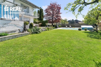 Traumhaus mit Pool in Seekirchen am Wallersee Traumhaus mit Pool in Seekirchen am Wallersee