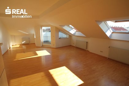 Dachgeschoss, Lift, 3 Zimmer, Terrasse, Einbauküche Dachgeschoss, Lift, 3 Zimmer, Terrasse, Einbauküche