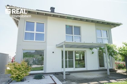 Häuser in 2753 Dreistetten