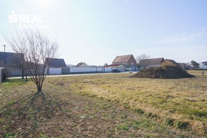 Grundstücke in 7024 Hirm