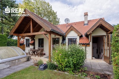 Weinkeller-Refugium mit Wohnkomfort und Gartenparadies Weinkeller-Refugium mit Wohnkomfort und Gartenparadies