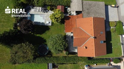 Top saniertes Einfamilienhaus mit Pool